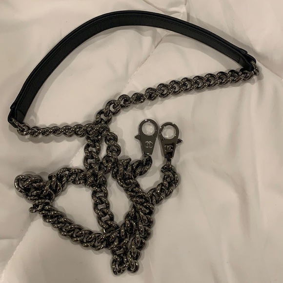 Auth. Chanel black deerskin drawstring bucket bag shiny rhw crossbody handbag - Picture 5 of 17